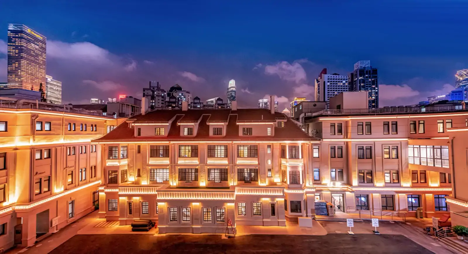 Tampak luar Shanghai First Maternity and Infant Hospital